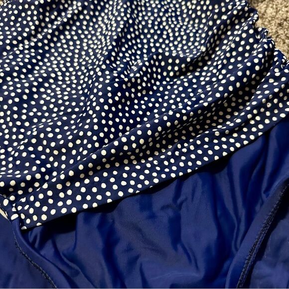 Maxine of Hollywood Blue and White Swimsuit (R1) - Picture 2 of 3